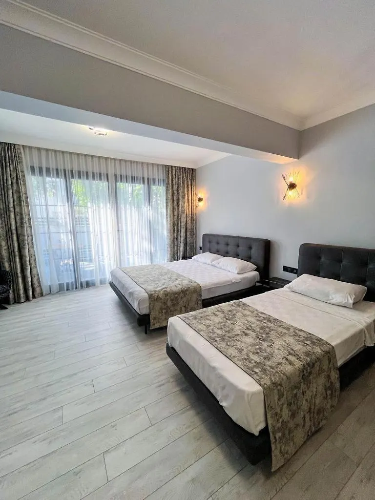 Ida Hotel Мармарис